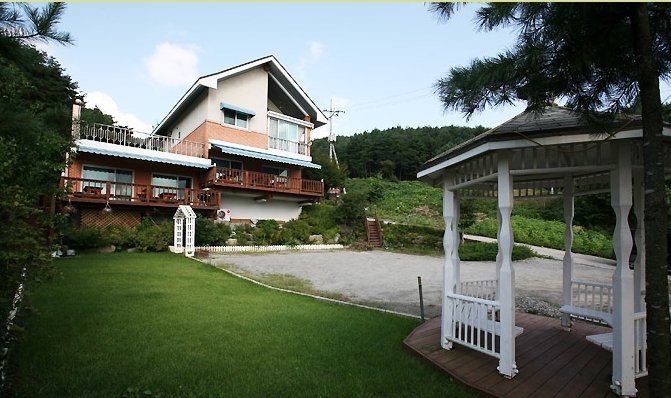 ���뼺�츮��Ʈ ������ ��ġ. �αٿ� �ڿ��޾縲, ��� 